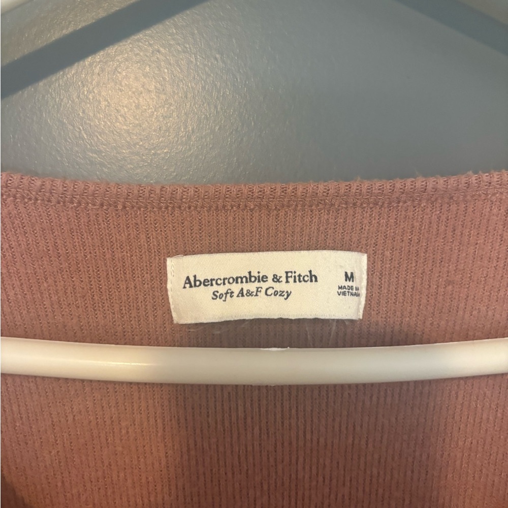 Pink Abercrombie and Fitch, soft and cozy bodysuit